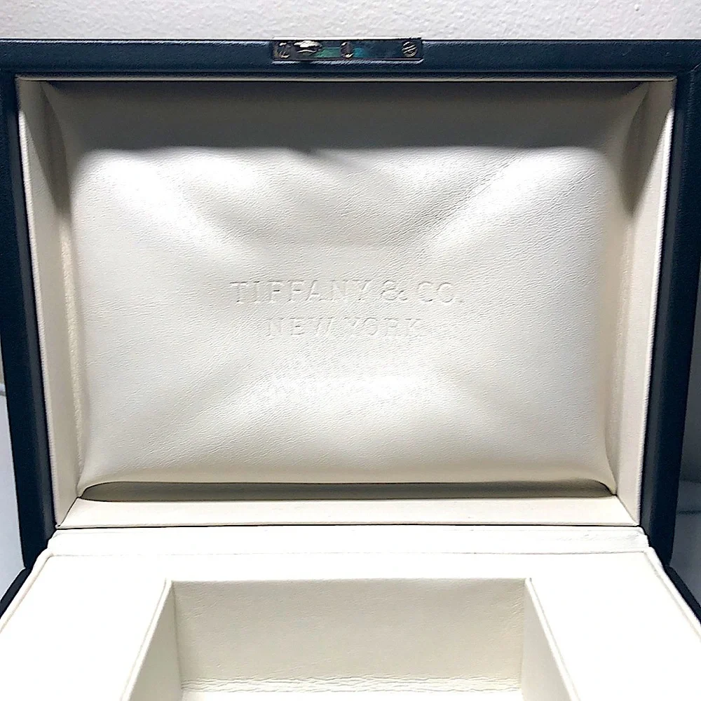Tiffany & Co. Genuine Alligator & Stainless Steel Black Atlas Watch Gyromatic - Picture 13 of 16